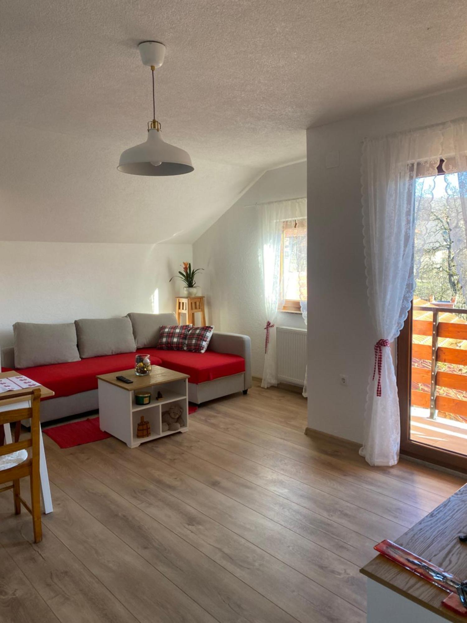 Apartman Kremen Kuterevo Ngoại thất bức ảnh